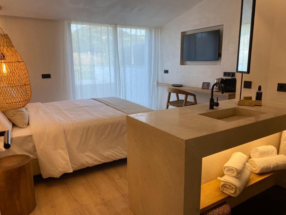 S'Estancia Suites Es Mercadal Exterior photo