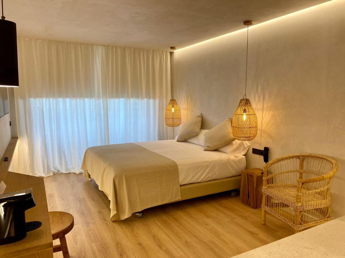 S'Estancia Suites Es Mercadal Exterior photo