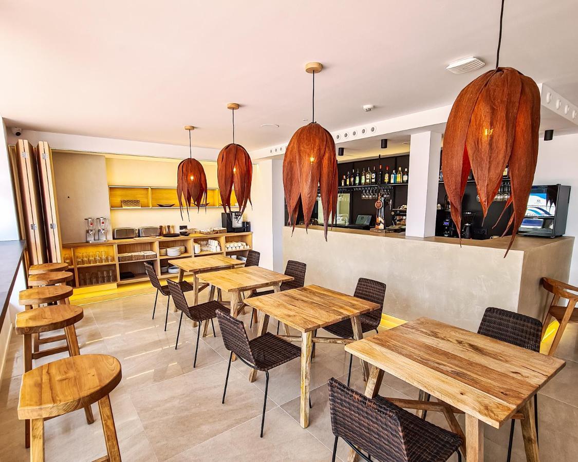 S'Estancia Suites Es Mercadal Exterior photo