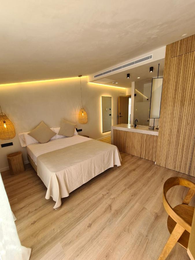 S'Estancia Suites Es Mercadal Exterior photo