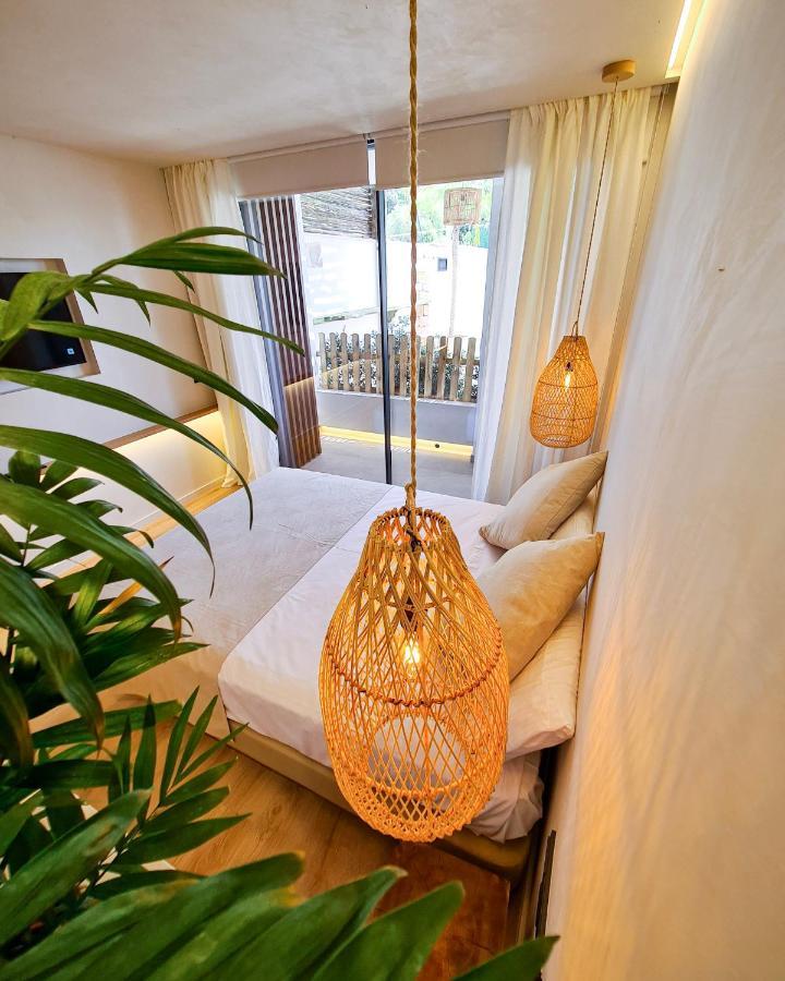 S'Estancia Suites Es Mercadal Exterior photo