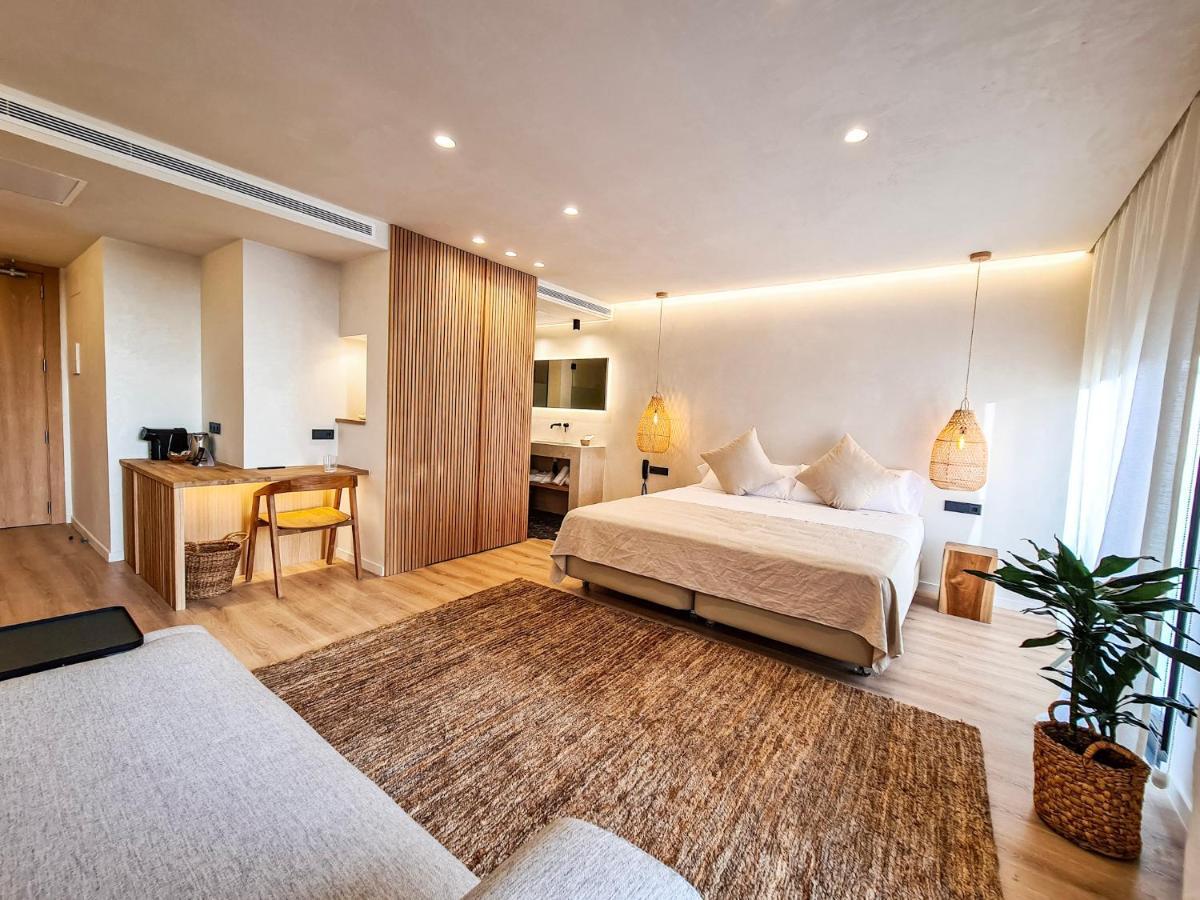 S'Estancia Suites Es Mercadal Exterior photo